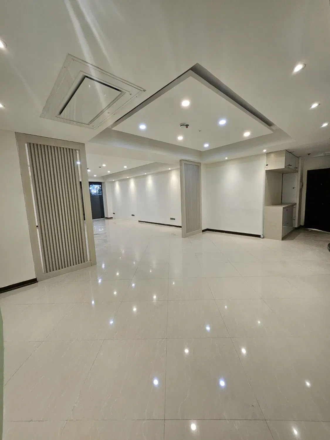 دفتر کار نوساز ۷۲متر.چهارباغ بالا. شیخ صدوق. توحید