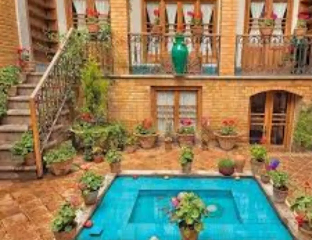 منزل ویلایی قابل سکونت مدرس 26