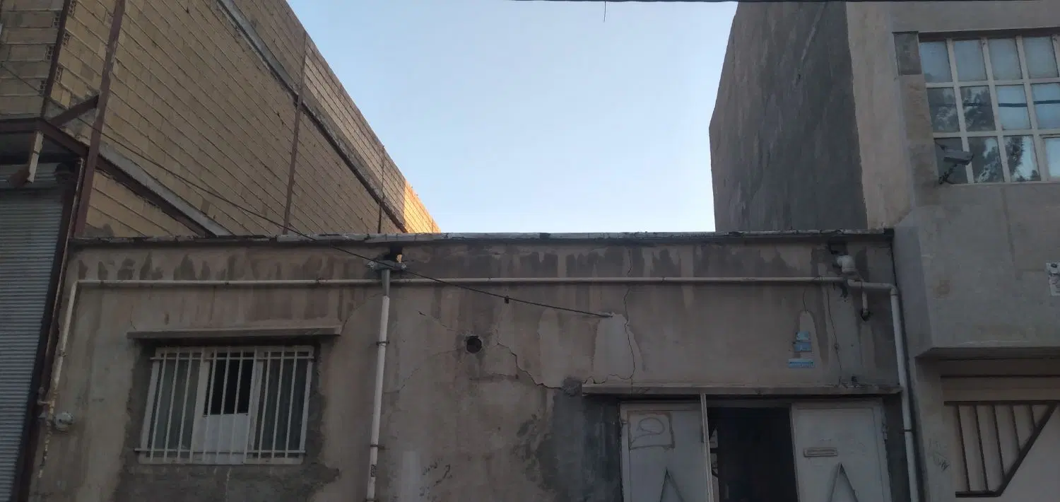 منزل ویلایی مناسب کار و کسب مصالح فروشی و زایعات