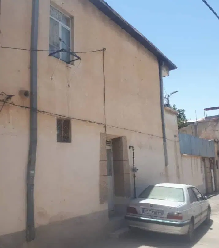 فروش منزل مسکونی فلکه استانه