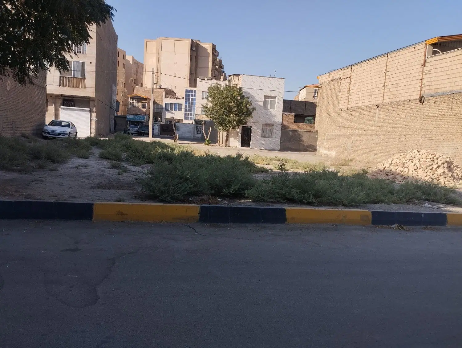 زمین ورامین