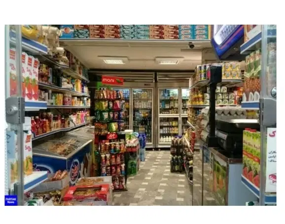 سوپرمارکت اجاره میکنم کامل با وسایل باشه بهتره