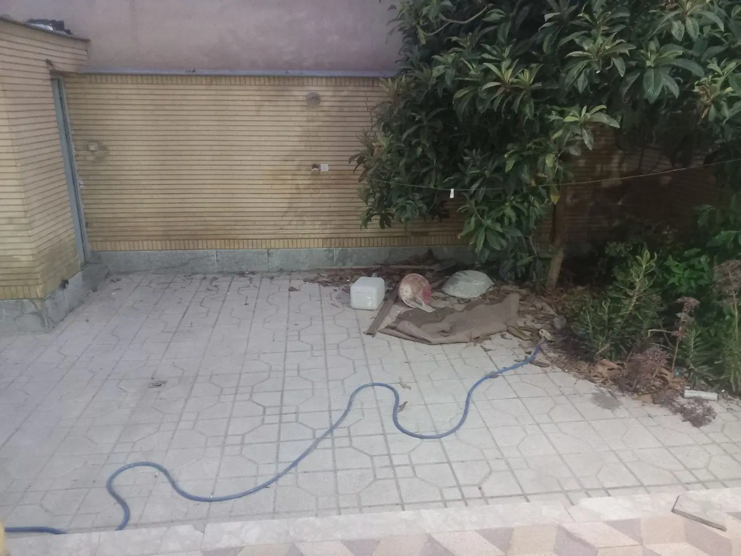منزل ویلائی دربست ۲خواب ۱۶۰متری تخلیه
