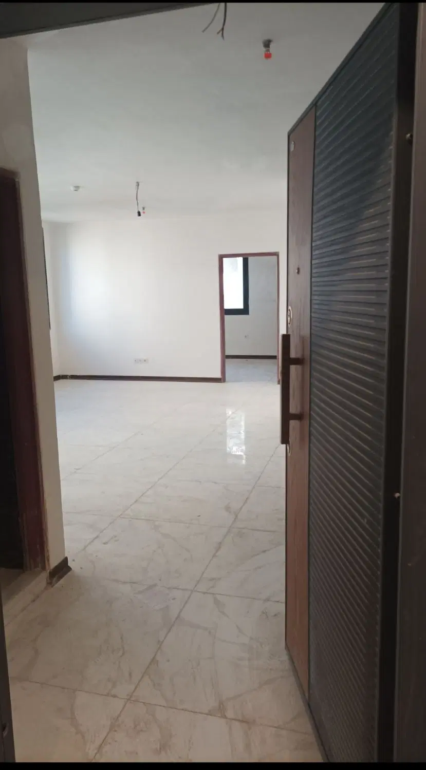 اپارتمان ۱۲۰ متری گل نرگس. بلوک نیاوران