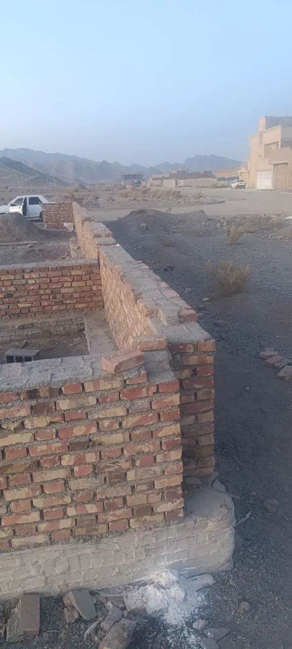 زمین سیادک 292متری