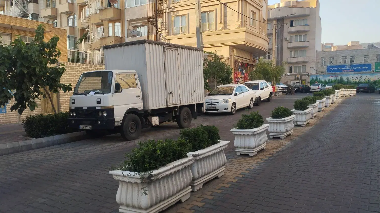 فروش حیاط
