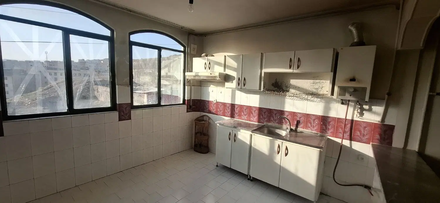 اجاره آپارتمان ۹۰ متری حسن آباد