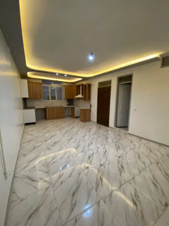 آپارتمان ۲ خوابه چند قدمی بلوار باغستان