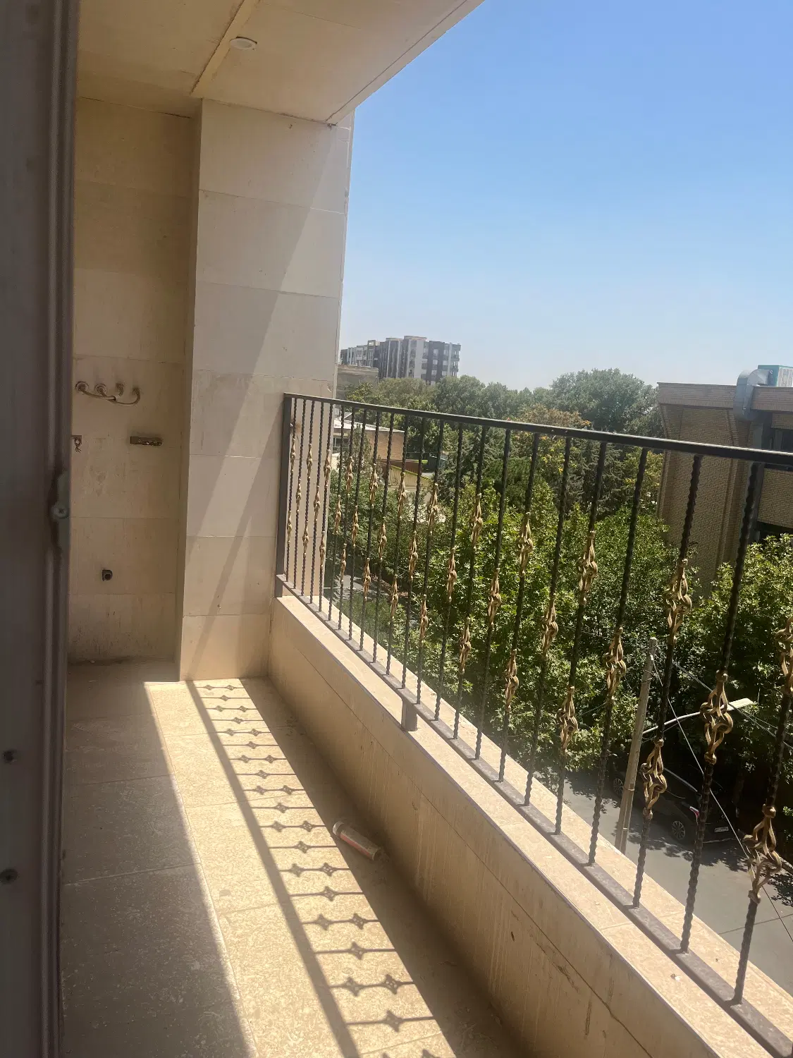 110متر_خوش نقشه و نوساز_گوهردشت_خیابان داریوش