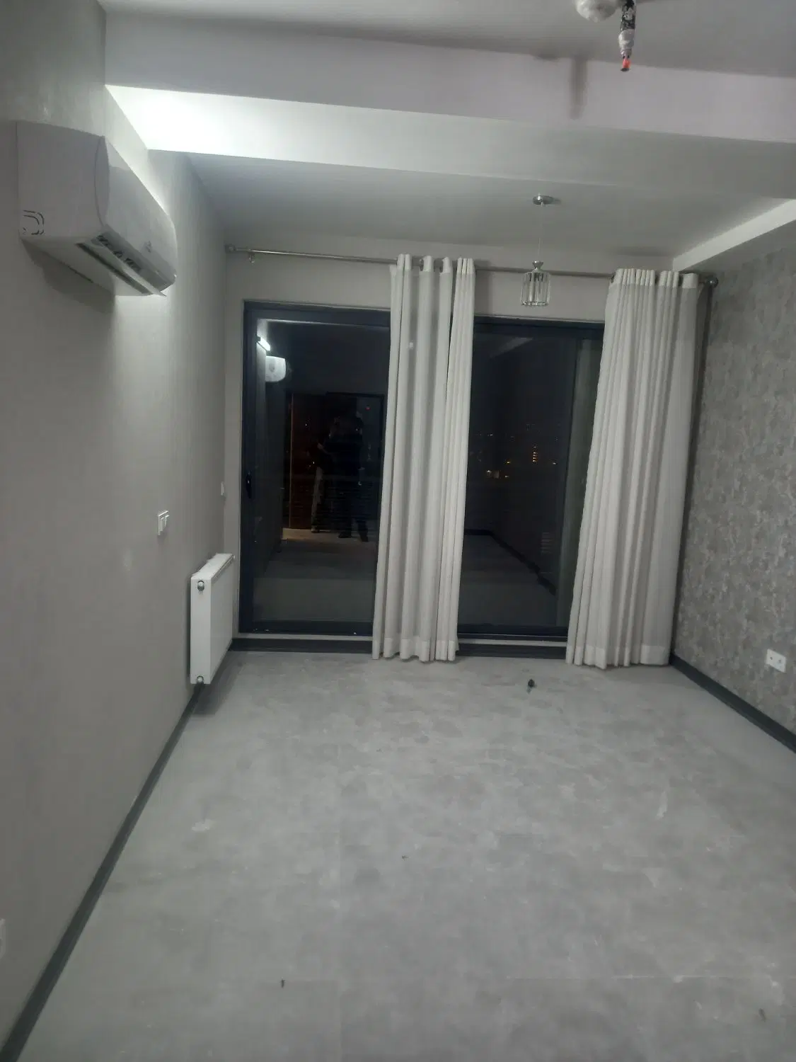 آپارتمان یه خواب،نوساز،سفیر
