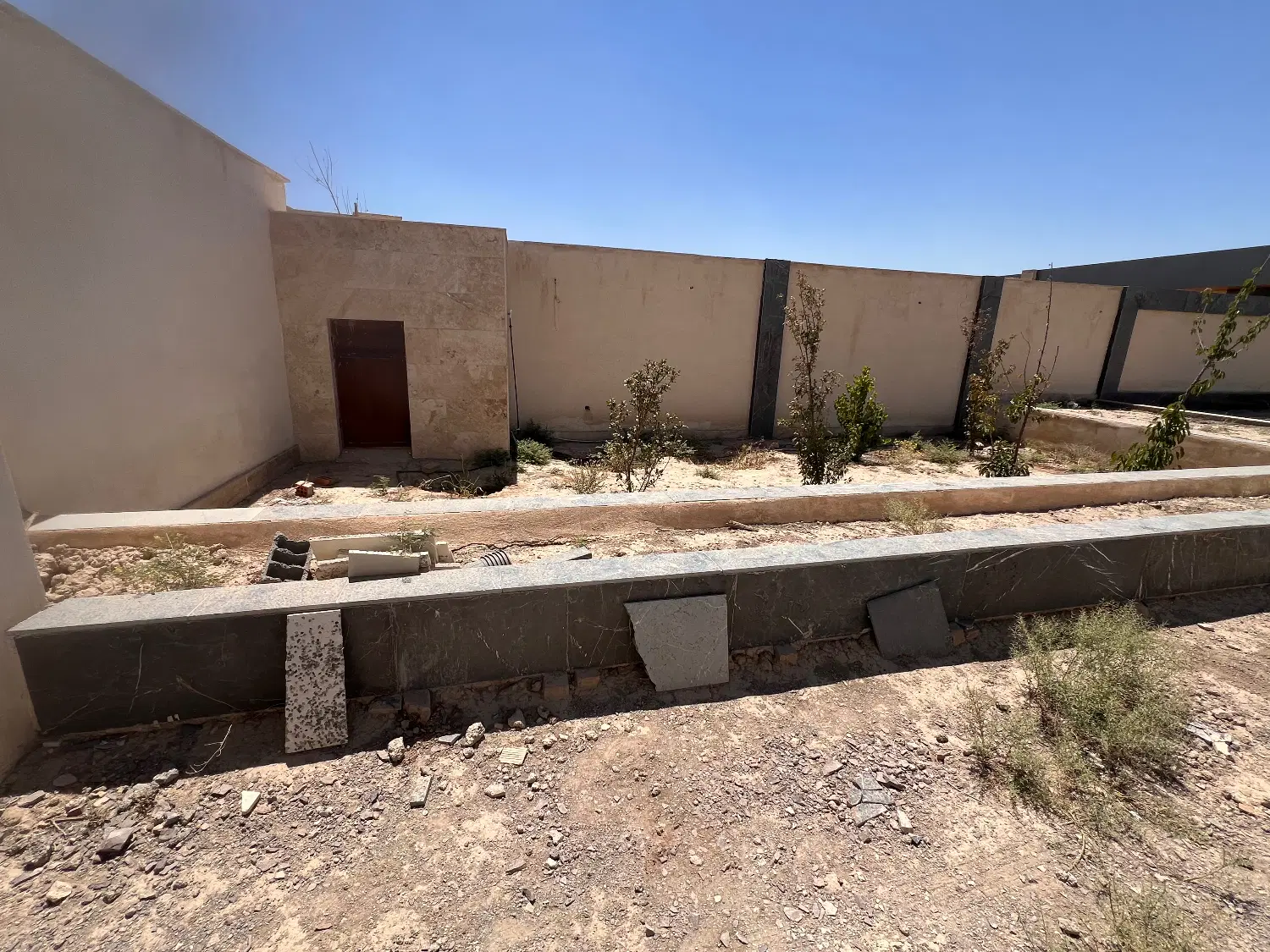 باغچه باغ ویلا