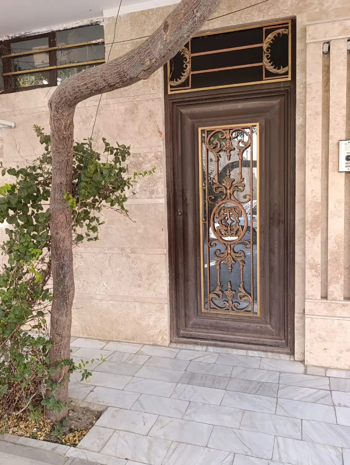 همکف اجاره ای راه جدا