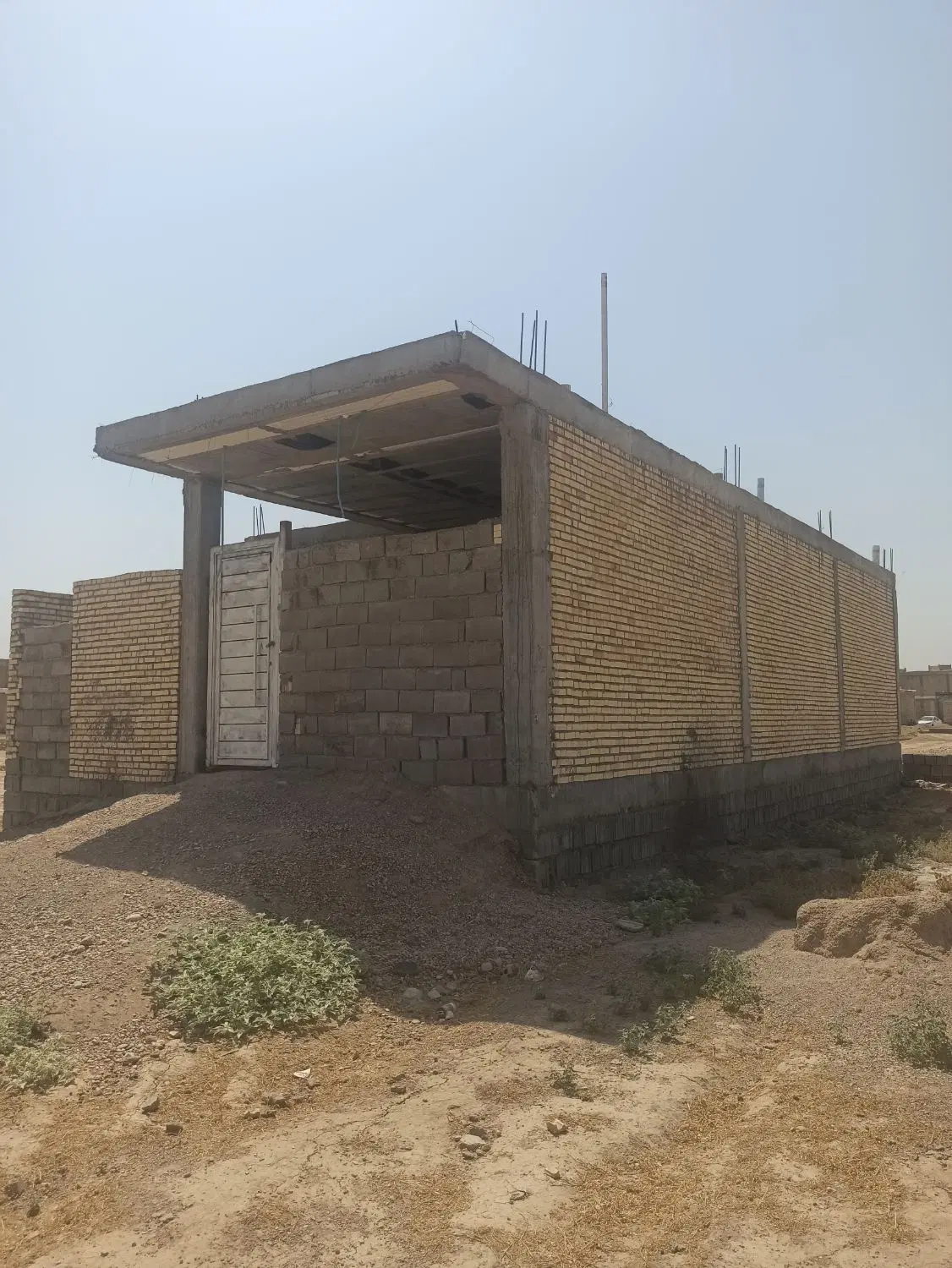 خانه نیمه ساز قلایت قطعه 436