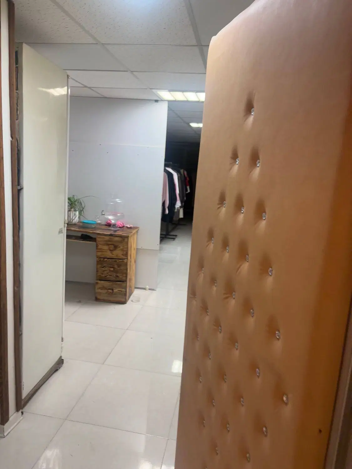 140 متر در 2 طبقه مستقل .هاشمیه