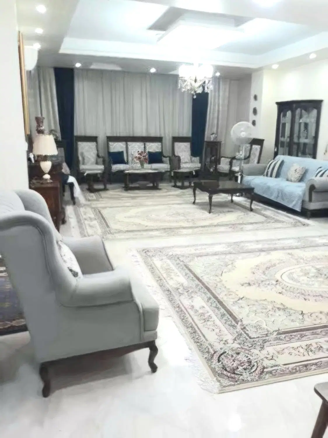۷۳ متر دو خواب  غرق در نور
