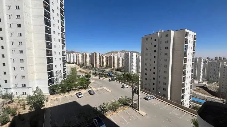 آپارتمان فاز ۱۱ _ زون ۲ _ کلید خام _ عرصه تسویه