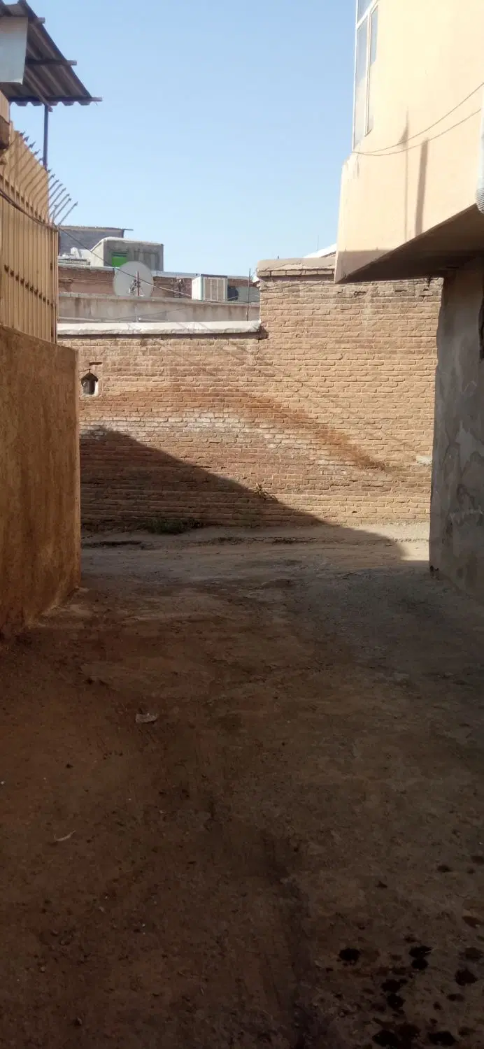 خانه صدمتری سنددار