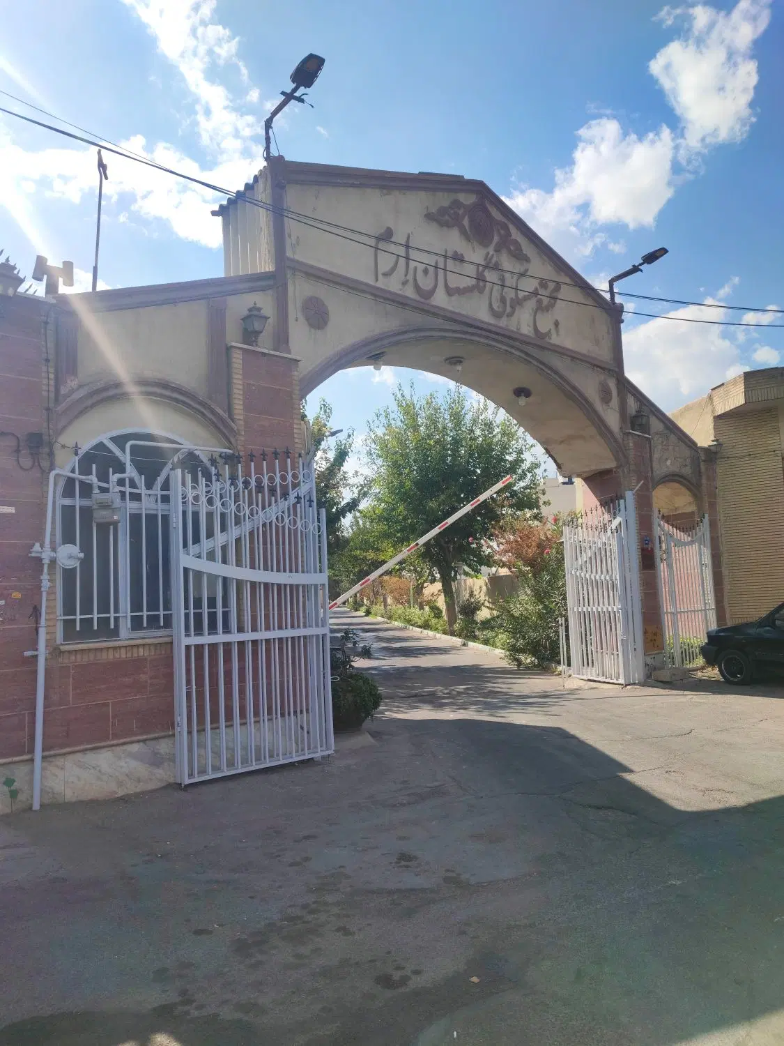 خانه ویلایی تمیز و شیک رسالت
