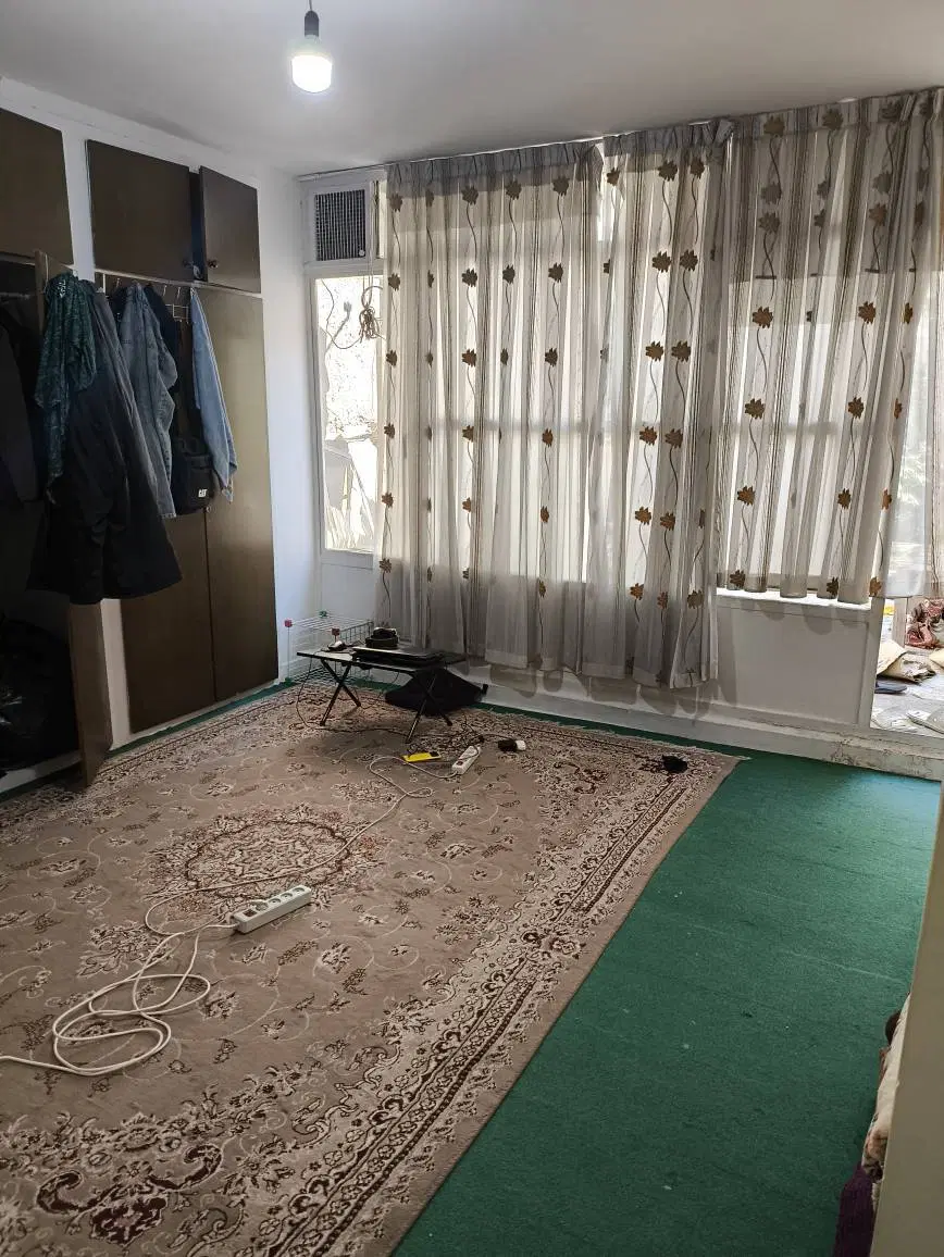 رهن یا اجاره ۶۰متری ۴۰متر بالکن فرجام غربی