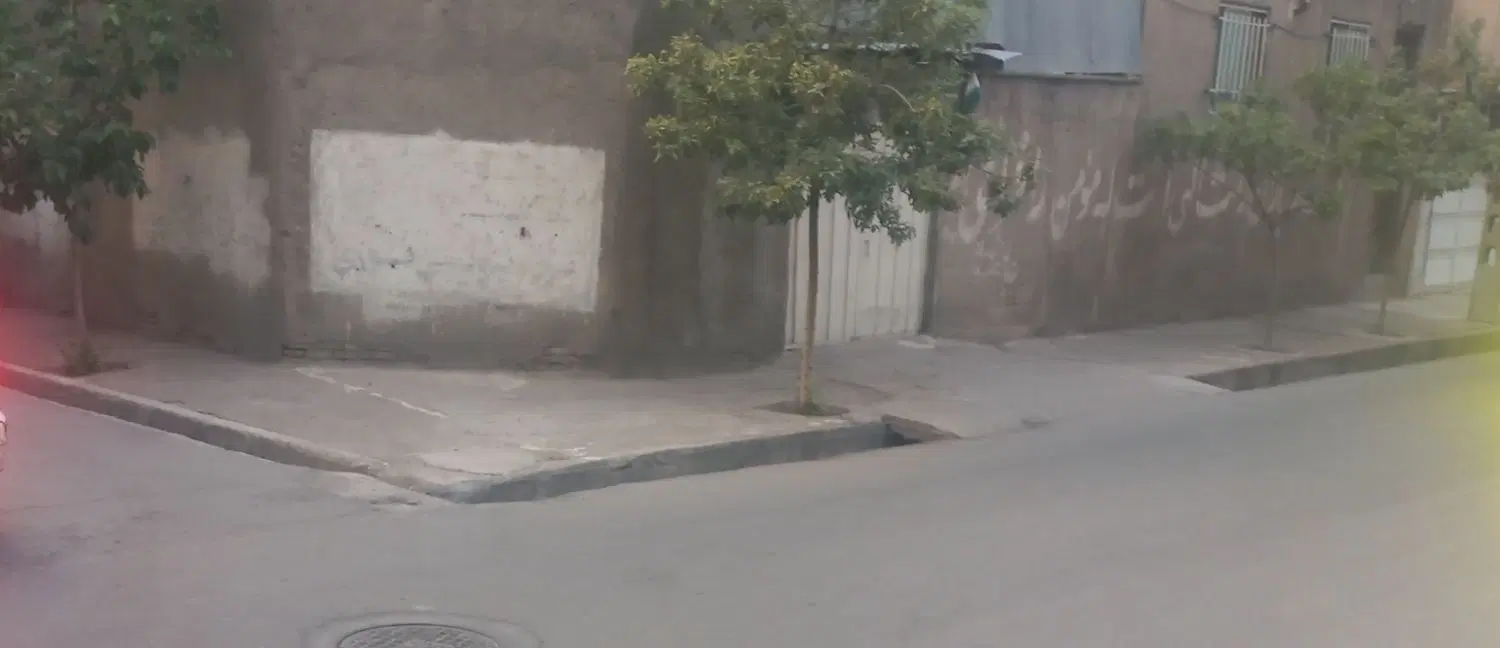 ۲۱۲ متر ویلایی سردونبش