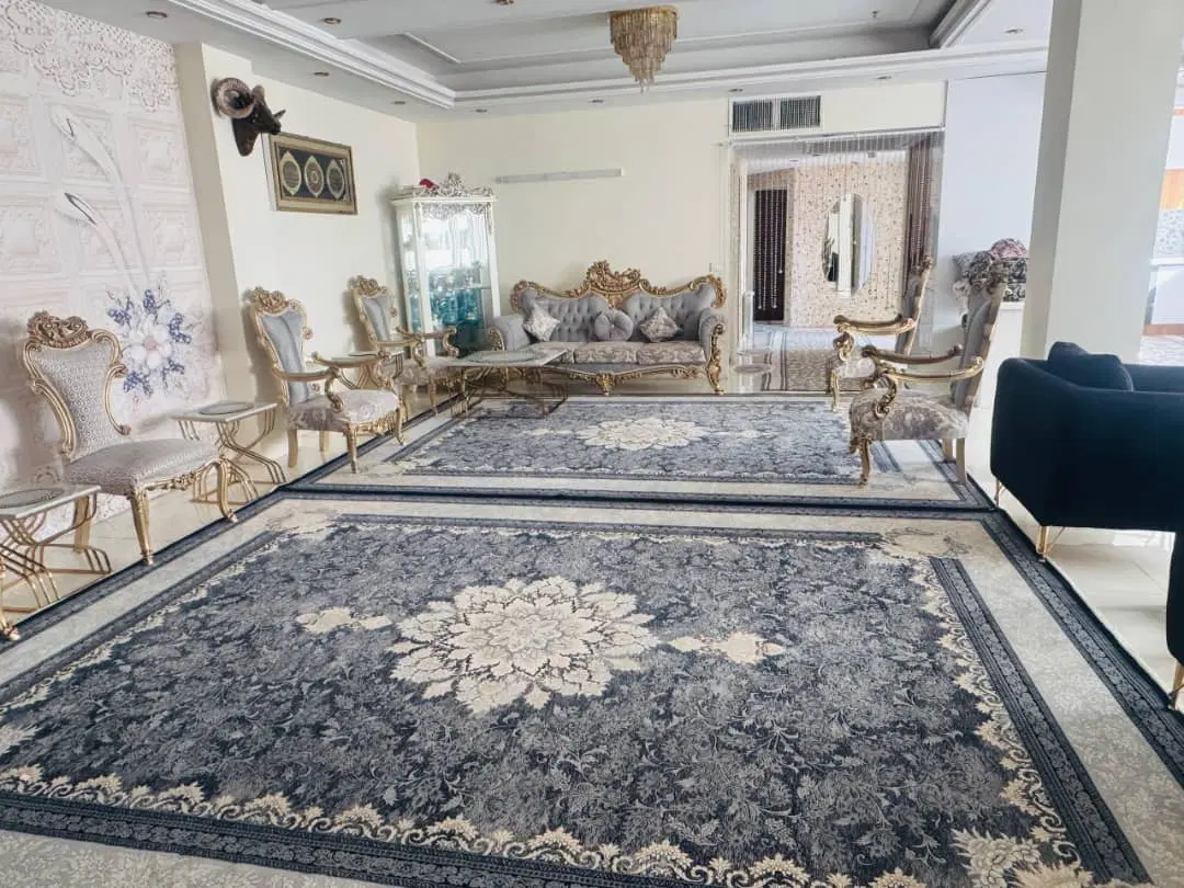 ۱۷۳ متر ۳ خوابه تک واحدی دوتا پارکینگ طبقه شیشم