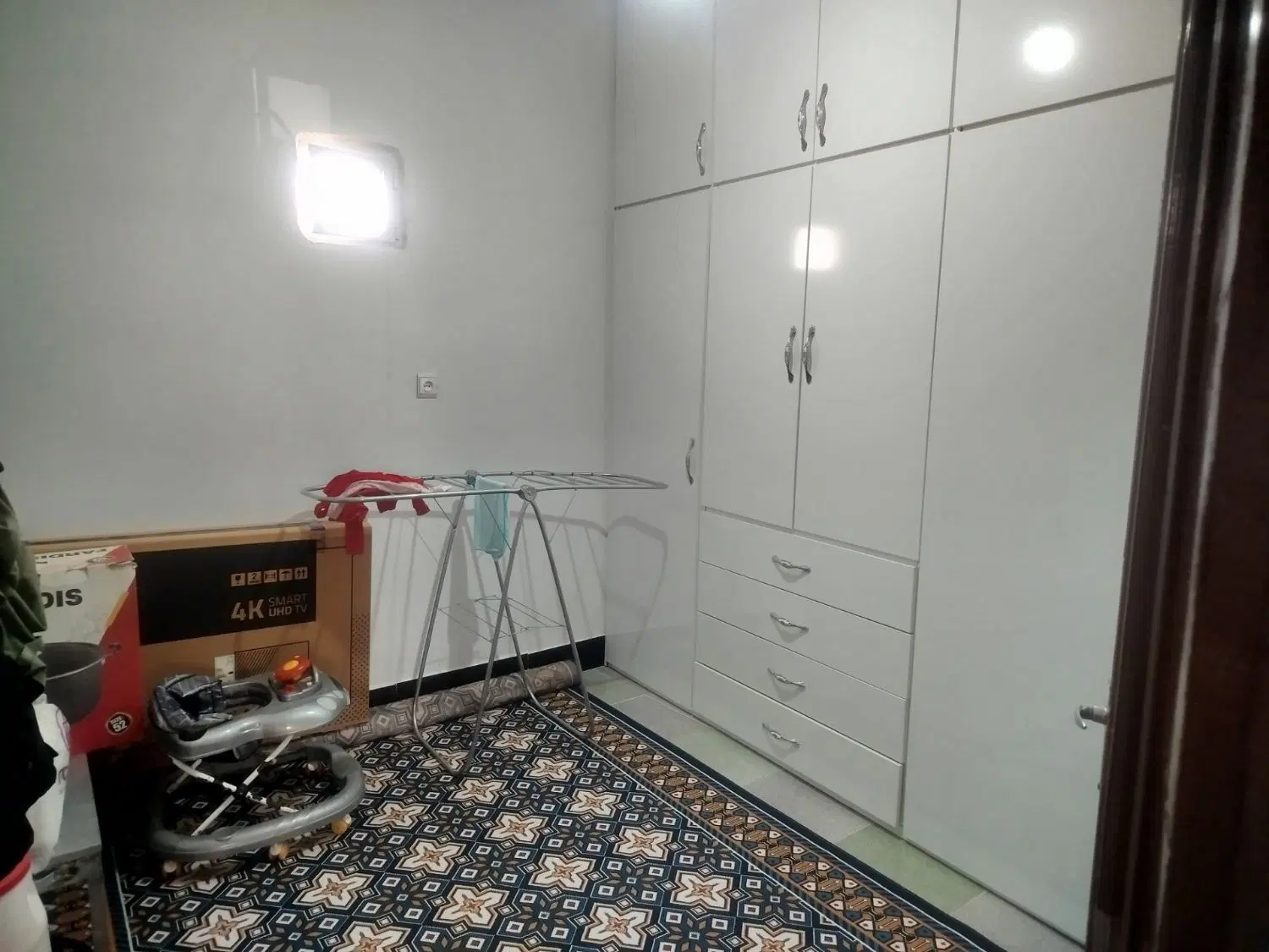 با این شماره تماس بگیرید
