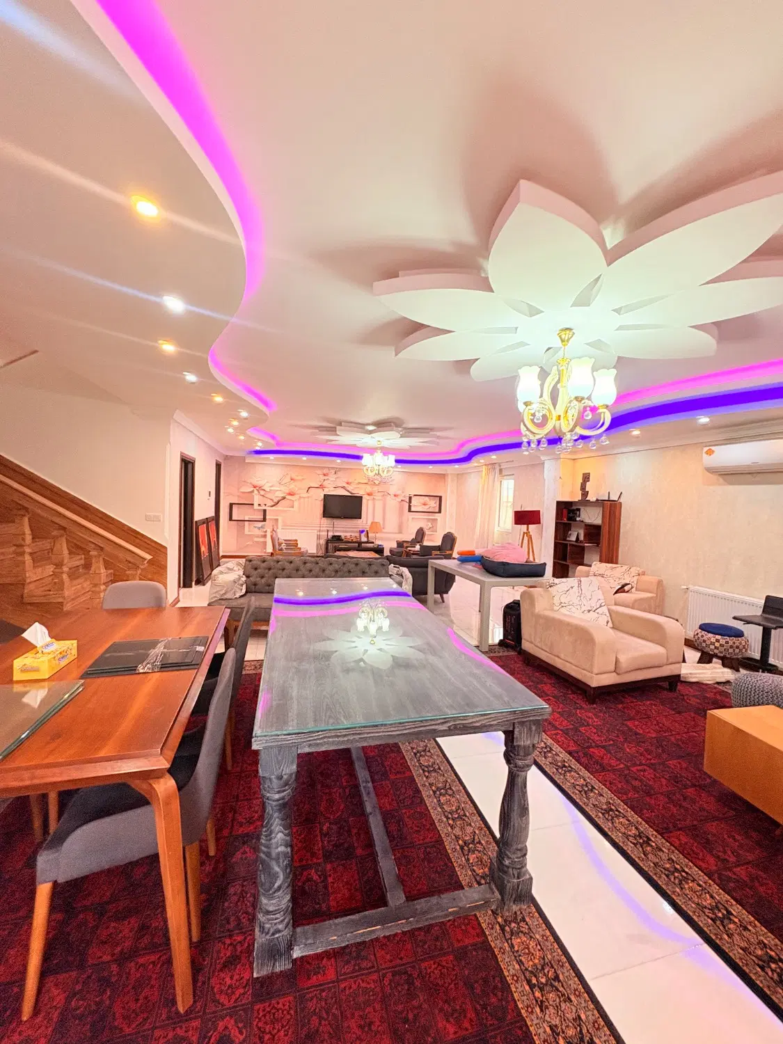 کاخ ویلا۵۰۰متری مدارک کامل کنتور استخر فرنیش شمال