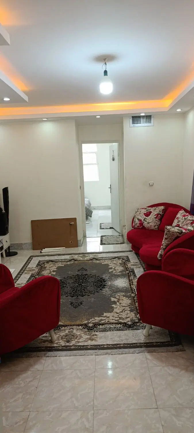 ۶۰متر یک خواب پارکینگ و انباری