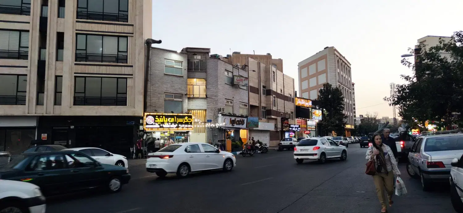 بر اصلی جنت جنوب قسمتی از مغازه کلید سازی