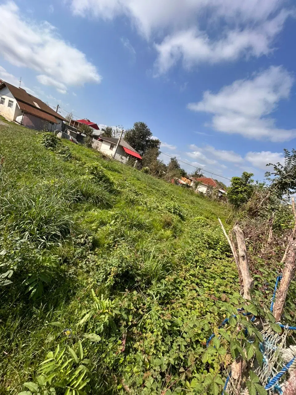 زمین مسکونی