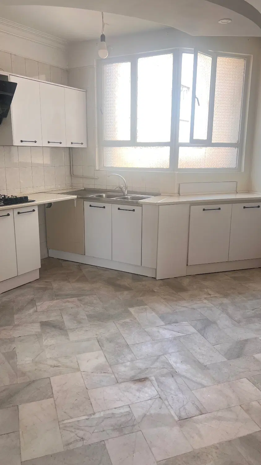 اجاره ۵۰ متری با پارکینگ