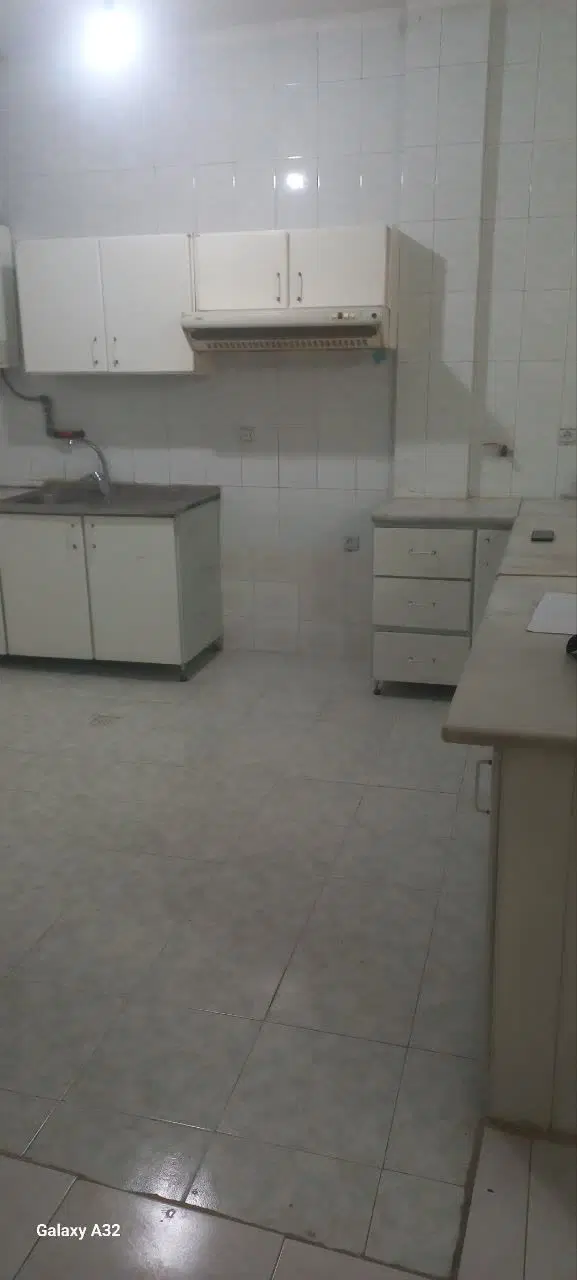 اجاره منفی شصت یک خواب جنوبی حیاط دار