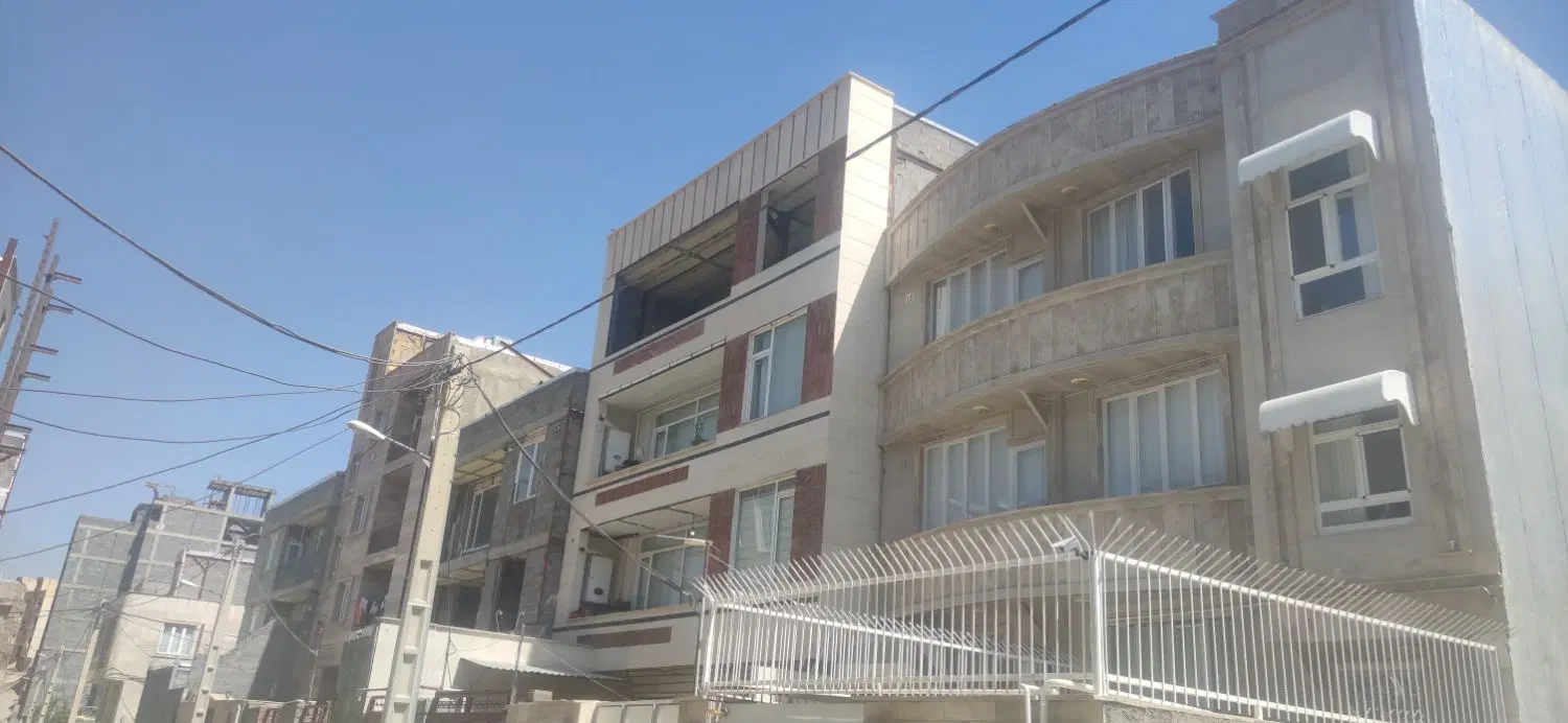 واحد نیمه کاره ۱۳۰ متری دوشان