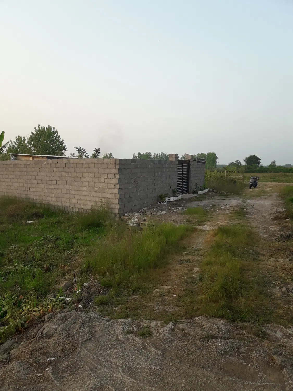 زمین ۱۵۰ و ۲۰۰ متری کویخ
