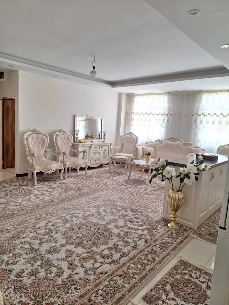 91 مترچهاراه هفت تیر  خوش نقشه فروشنده واقعی