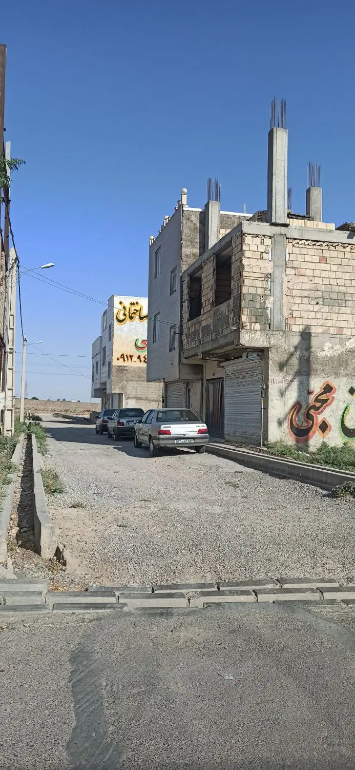زمین 120متری
