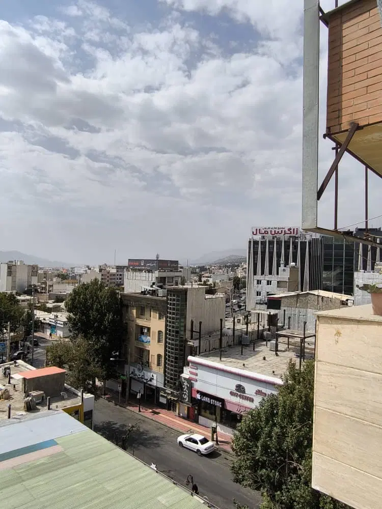 فروش آپارتمان روبروی هجرت ۱ مرکز شهر