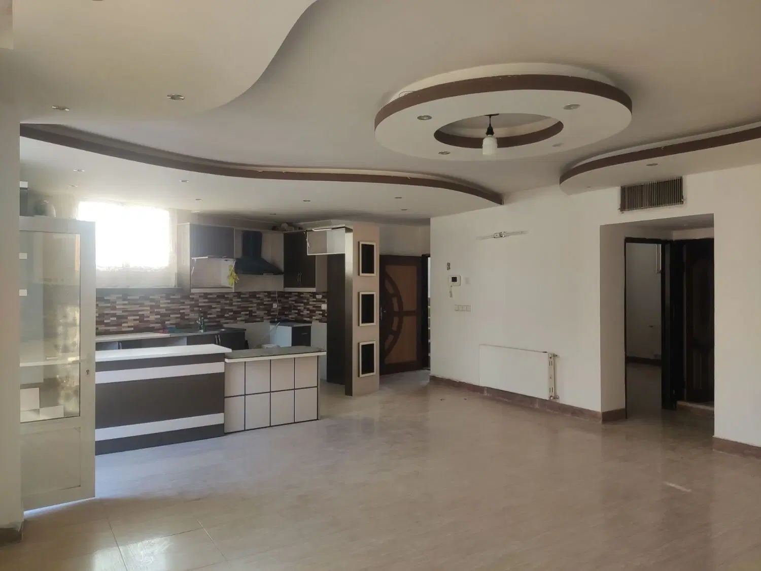 خانه ویلایی دو طبقه بهارستان