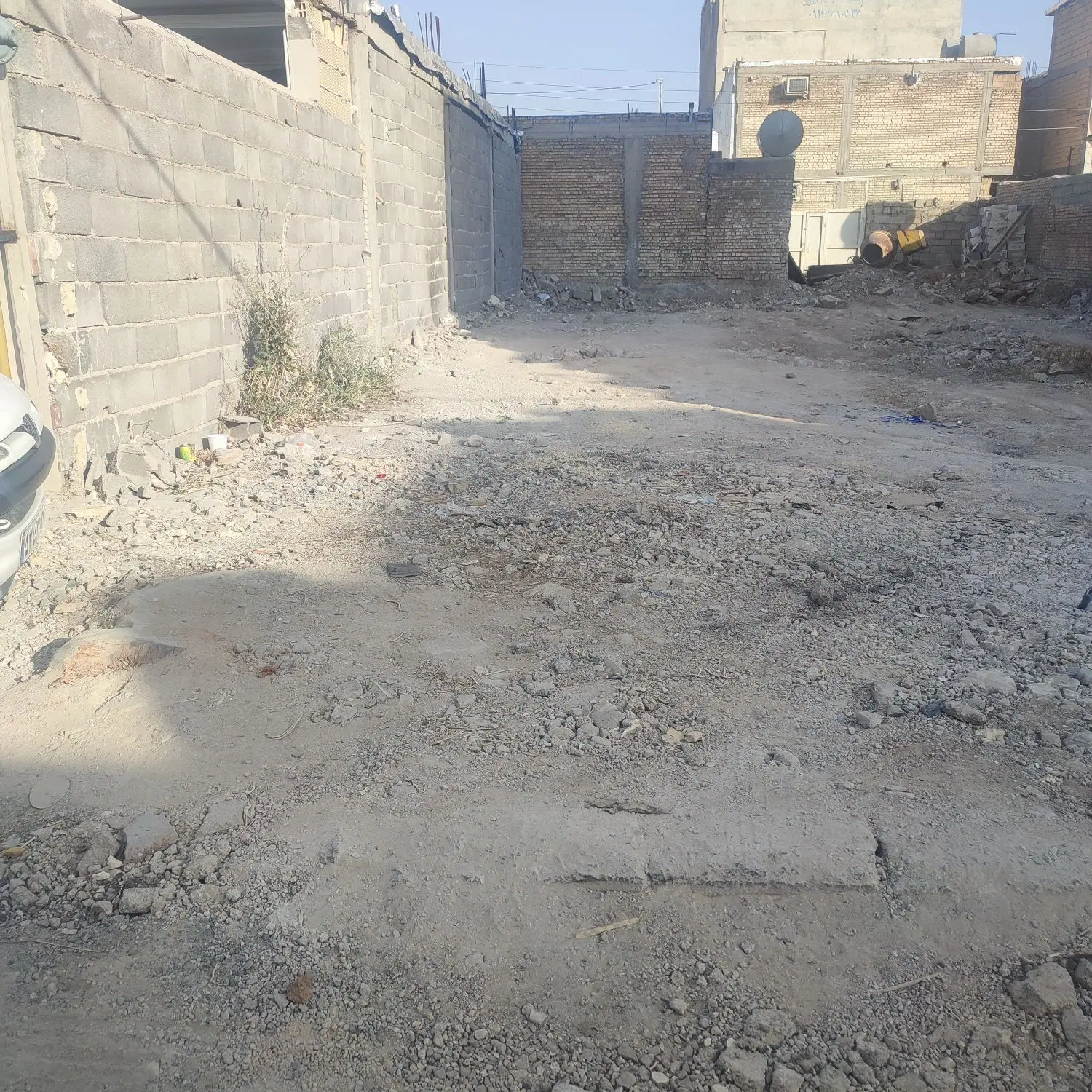 زمین 175متری