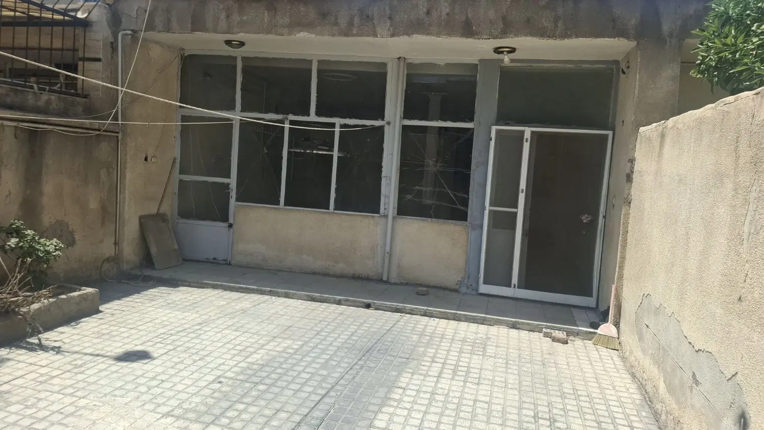 خانه ویلایی دربستی رهن اجاره درحال بازسازی