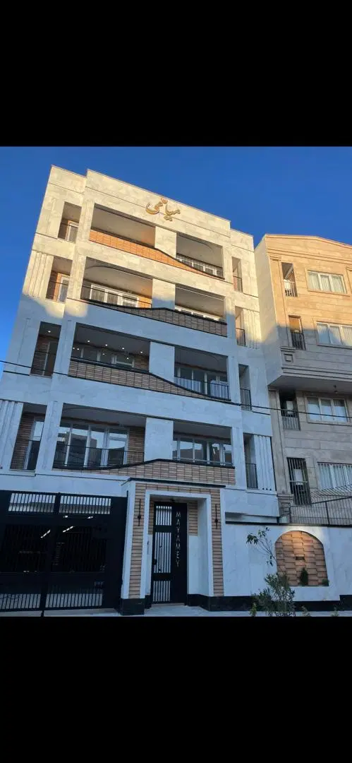 زمین 650 متر سه نبش