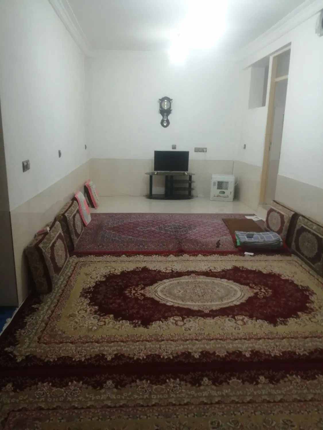 خانه 70 متری نایسر ابتدای خیابان کرد
