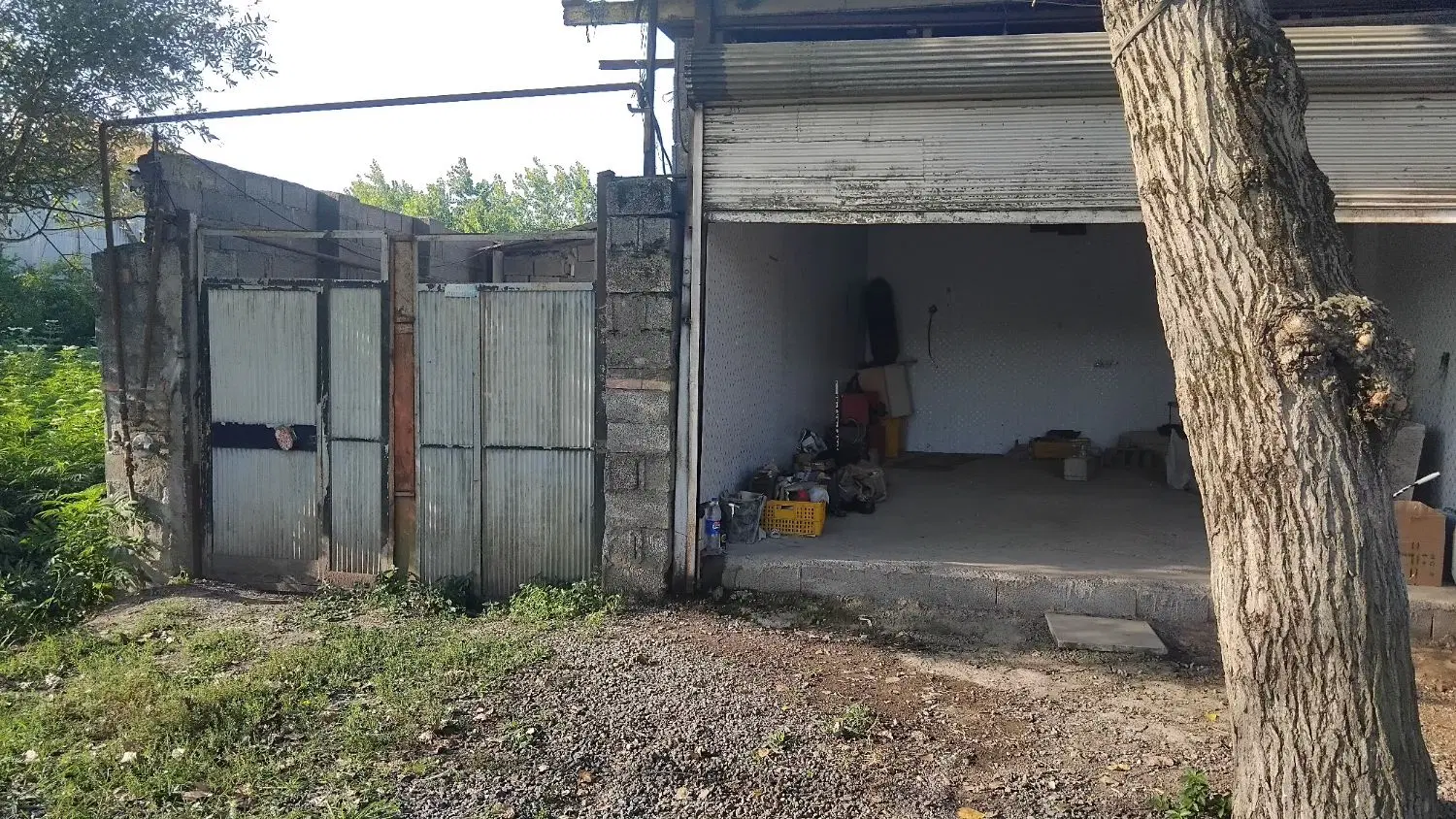 ملک تجاری مسکونی
