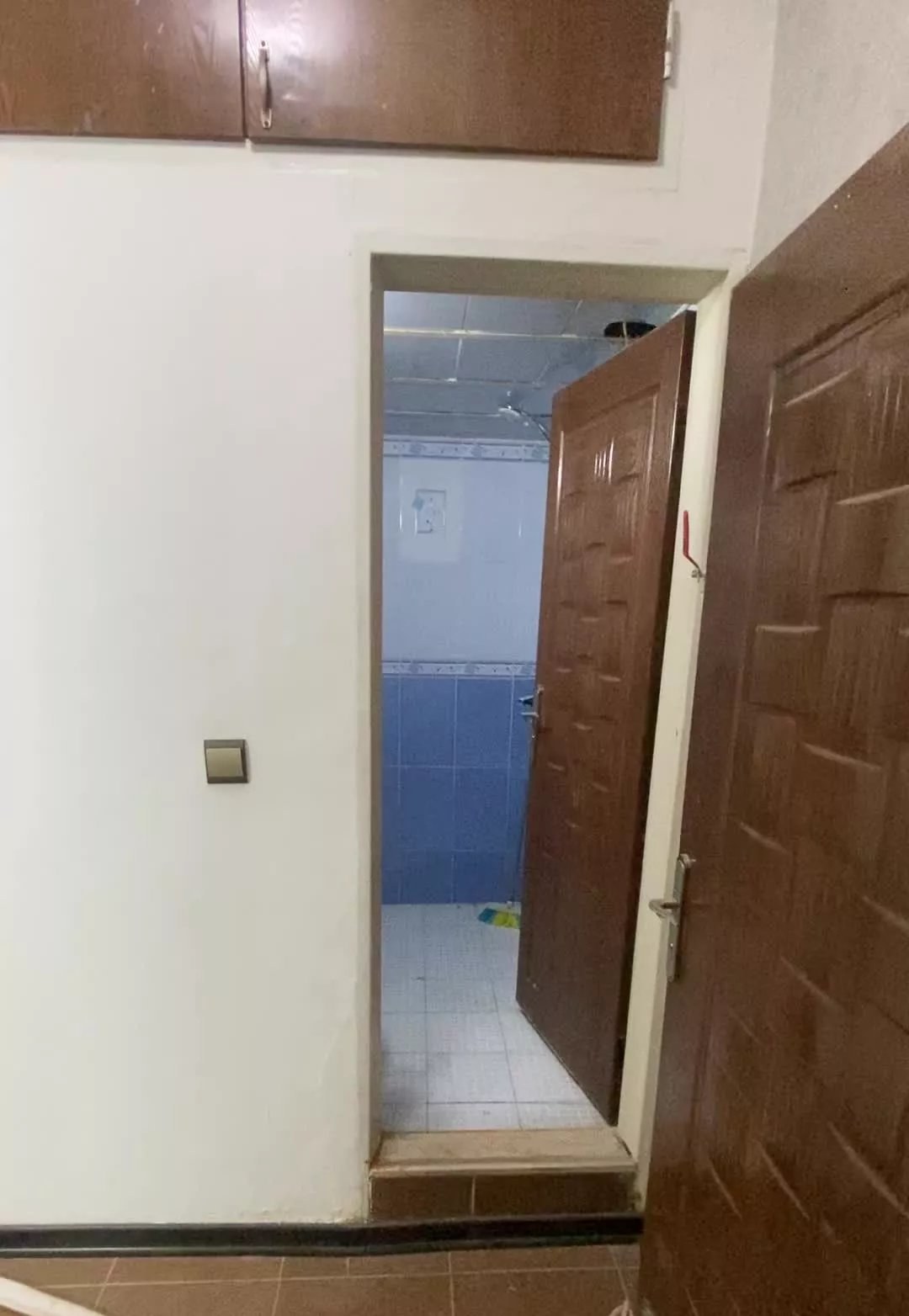طبقه بالا۸۰مترمیدان کاج