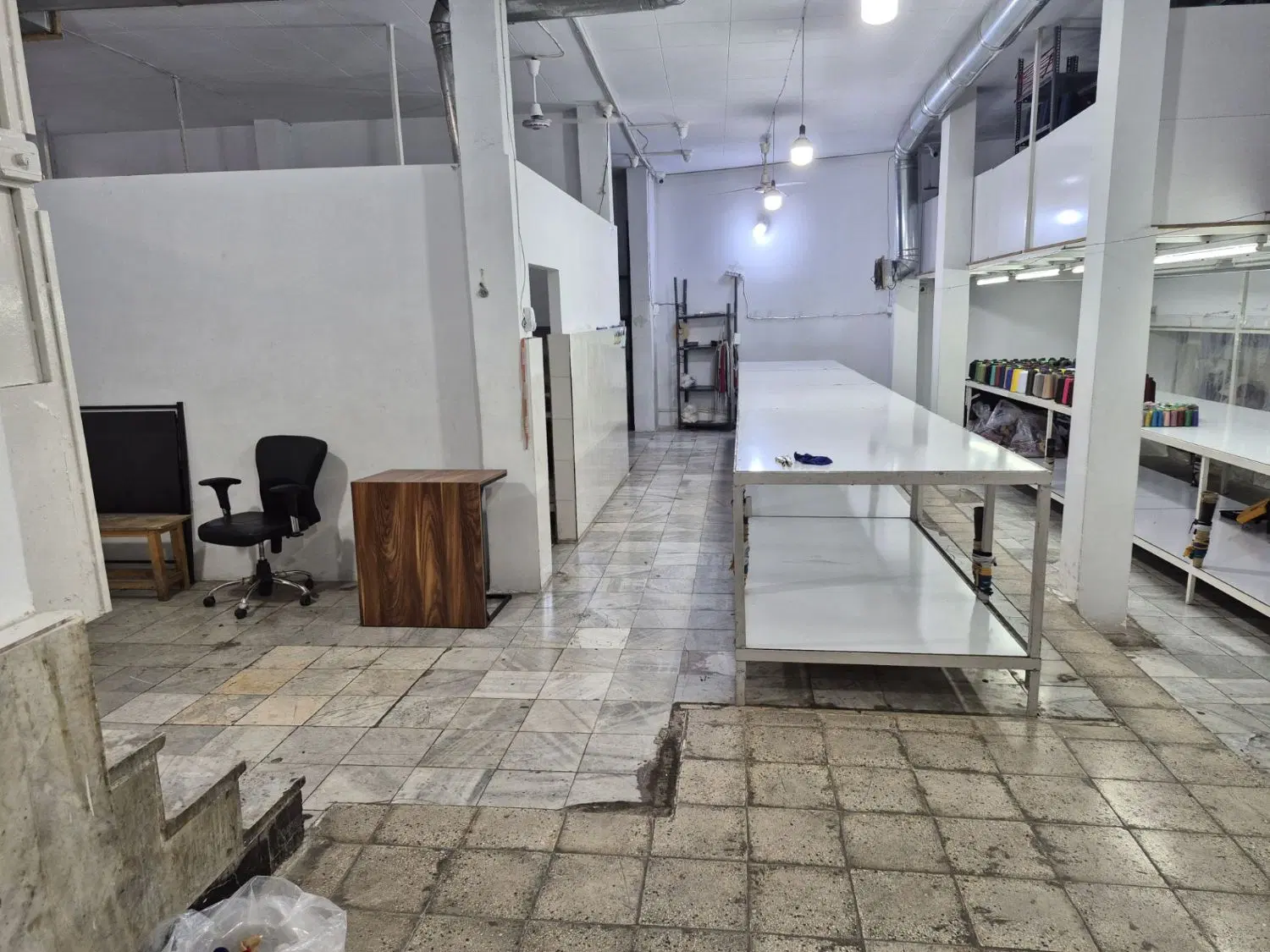 زیرزمین تجاری