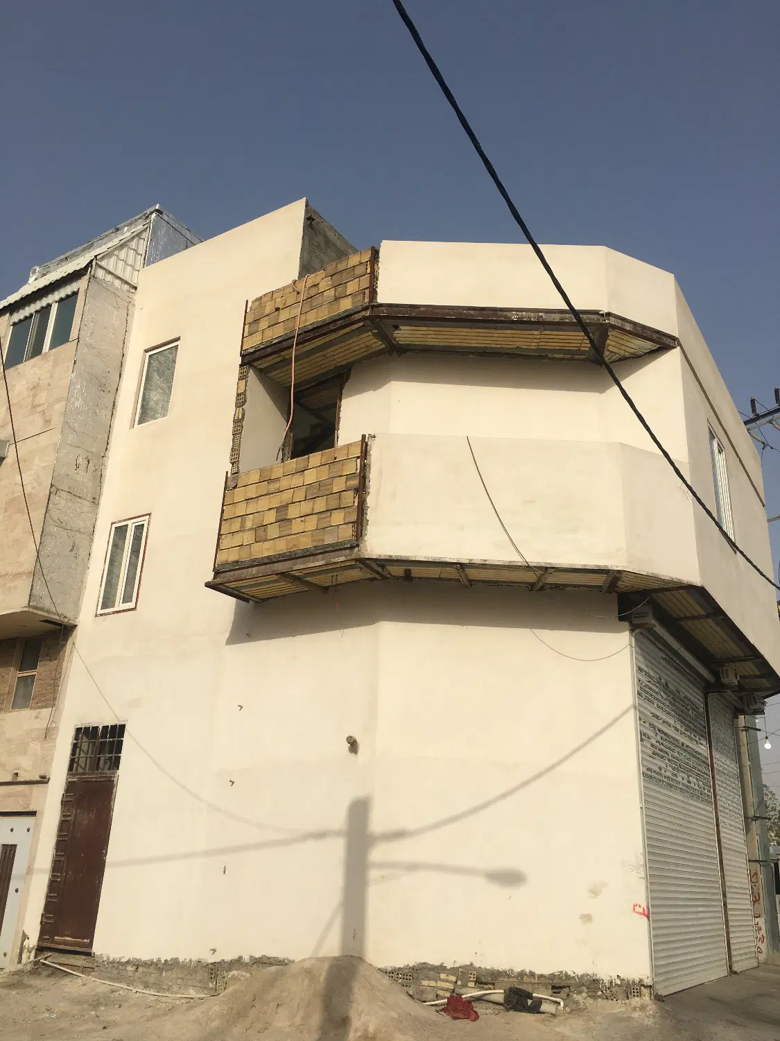 طبقه بالا مغازه
