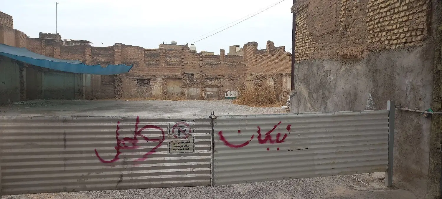زمین ۳۸۰متر خ منتظری