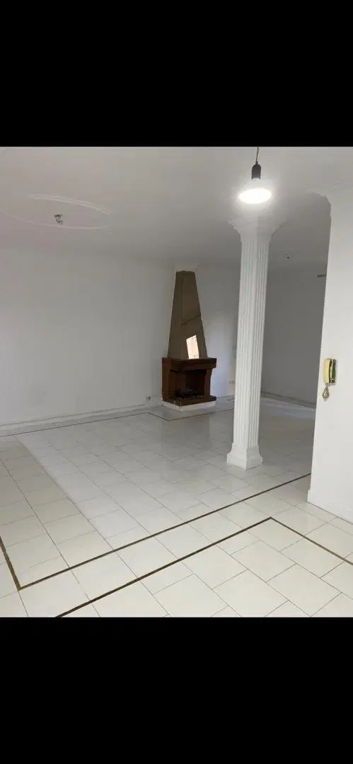 آپارتمان ۱۰۰ متری