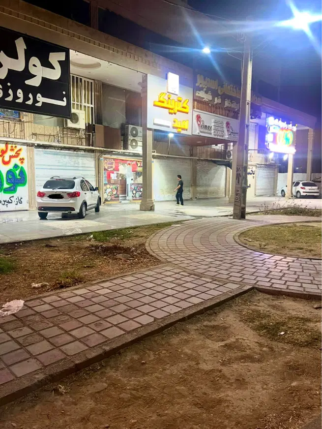 فروش دو عدد مغازه ۵۰متری و ۶۰متری تاپ لوکیشن