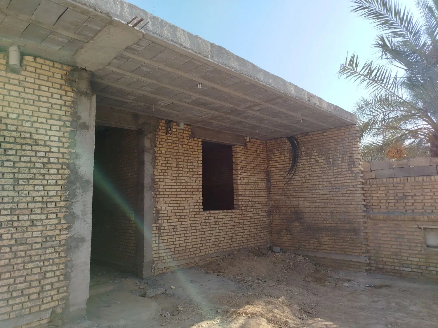 این خانه به فروش می‌رسد